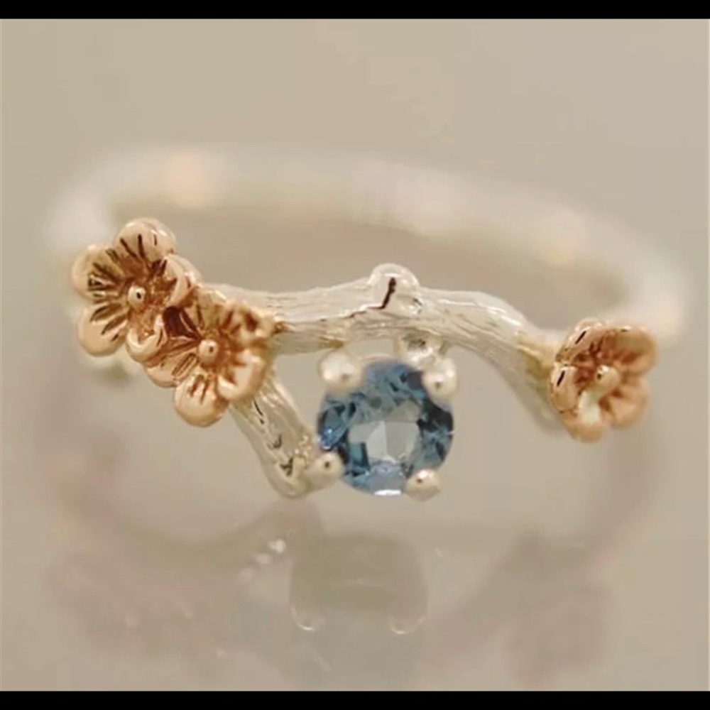 Floral Silver & Gold aquamarine ring